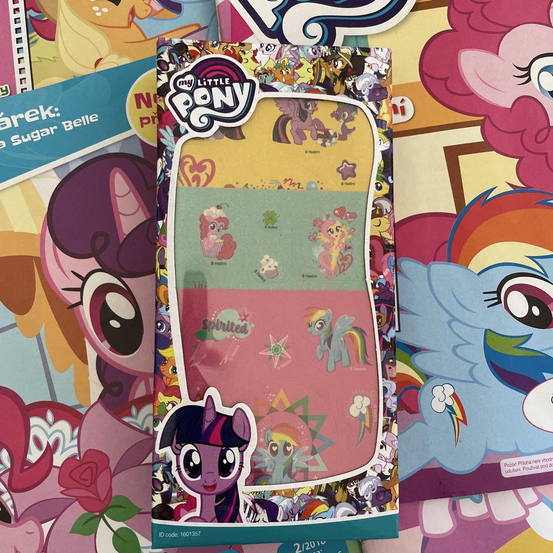 My Little Pony Magazine and Bonus Set Czech