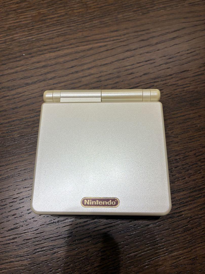 GAME BOY ADVANCE SP with 6 Games