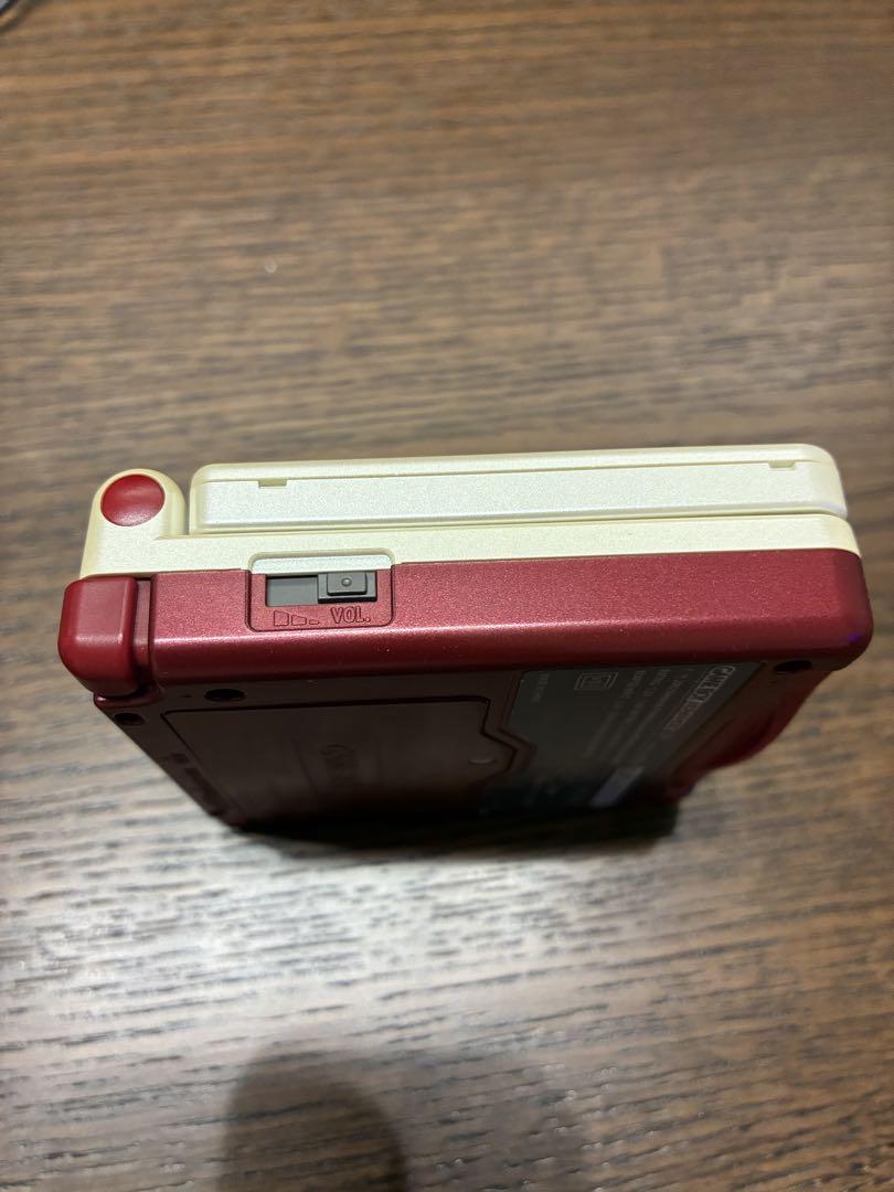 GAME BOY ADVANCE SP with 6 Games