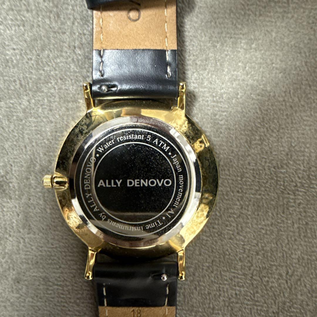 ALLY DENOVO Wristwatch