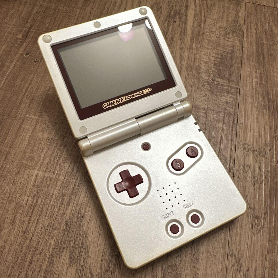 Game Boy Advance SP Console Famicon Color Good Condition
