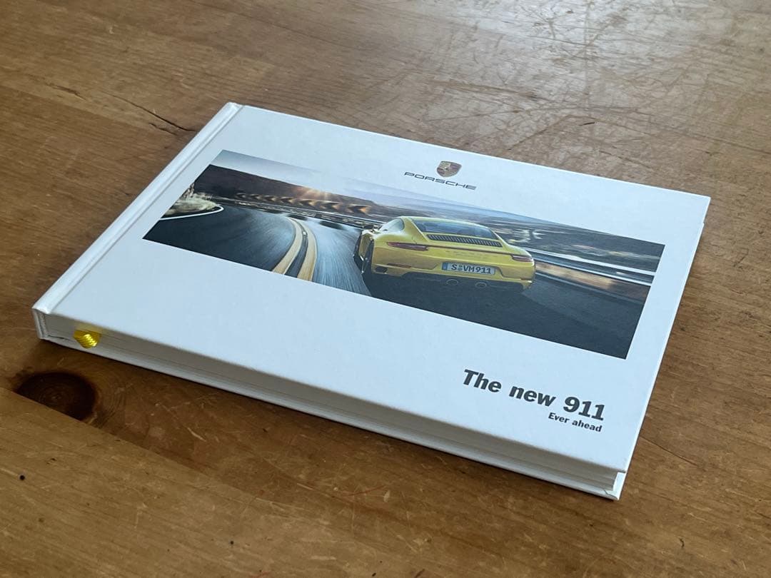 Porsche 911 Catalog 2016 Model