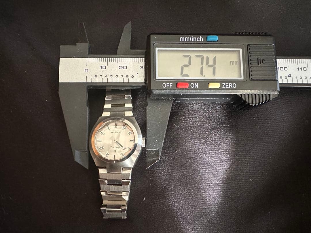 1970s Unworn TECHNOS Top Lady Winding Watch/Ladies