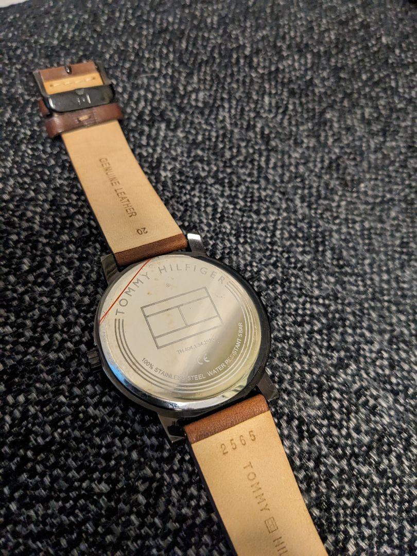 TOMMY HILFIGER Leather Watch