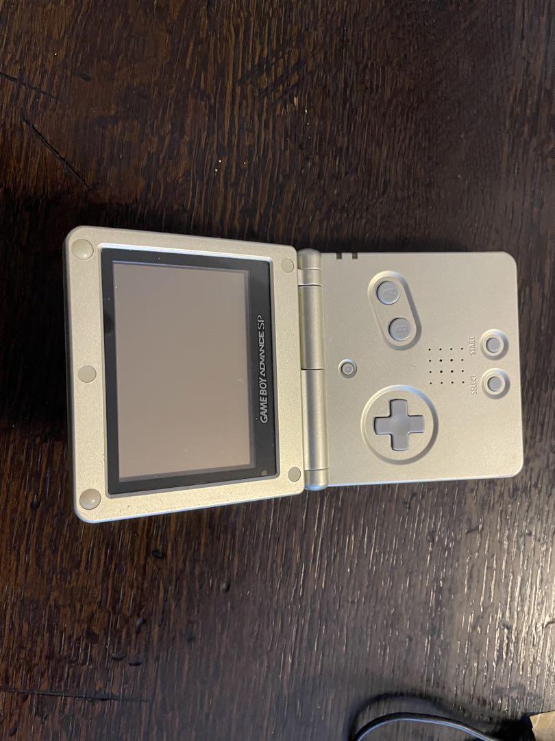 Nintendo Game Boy Advance SP + Mother 3