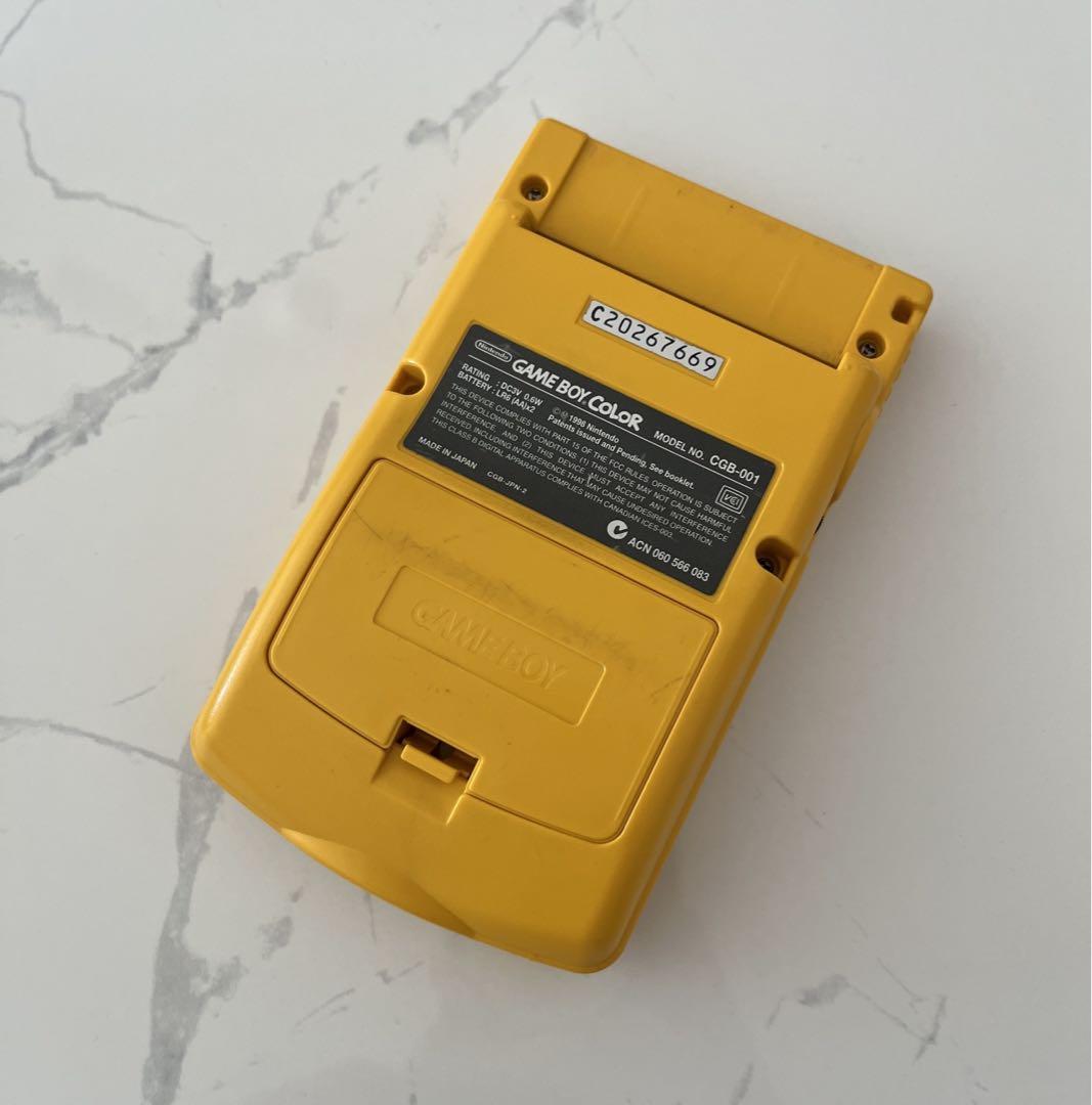 Game Boy Color Body - Case Included - Box Included