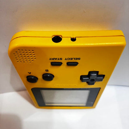 Action confirmed: Game Boy Pocket Yellow with Super Mario Land