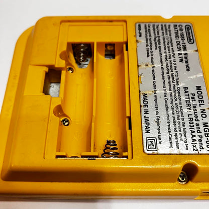 Action confirmed: Game Boy Pocket Yellow with Super Mario Land