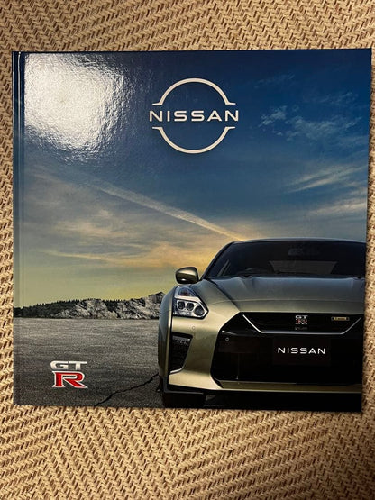 Nissan GT-R & Fairlady Z Catalog