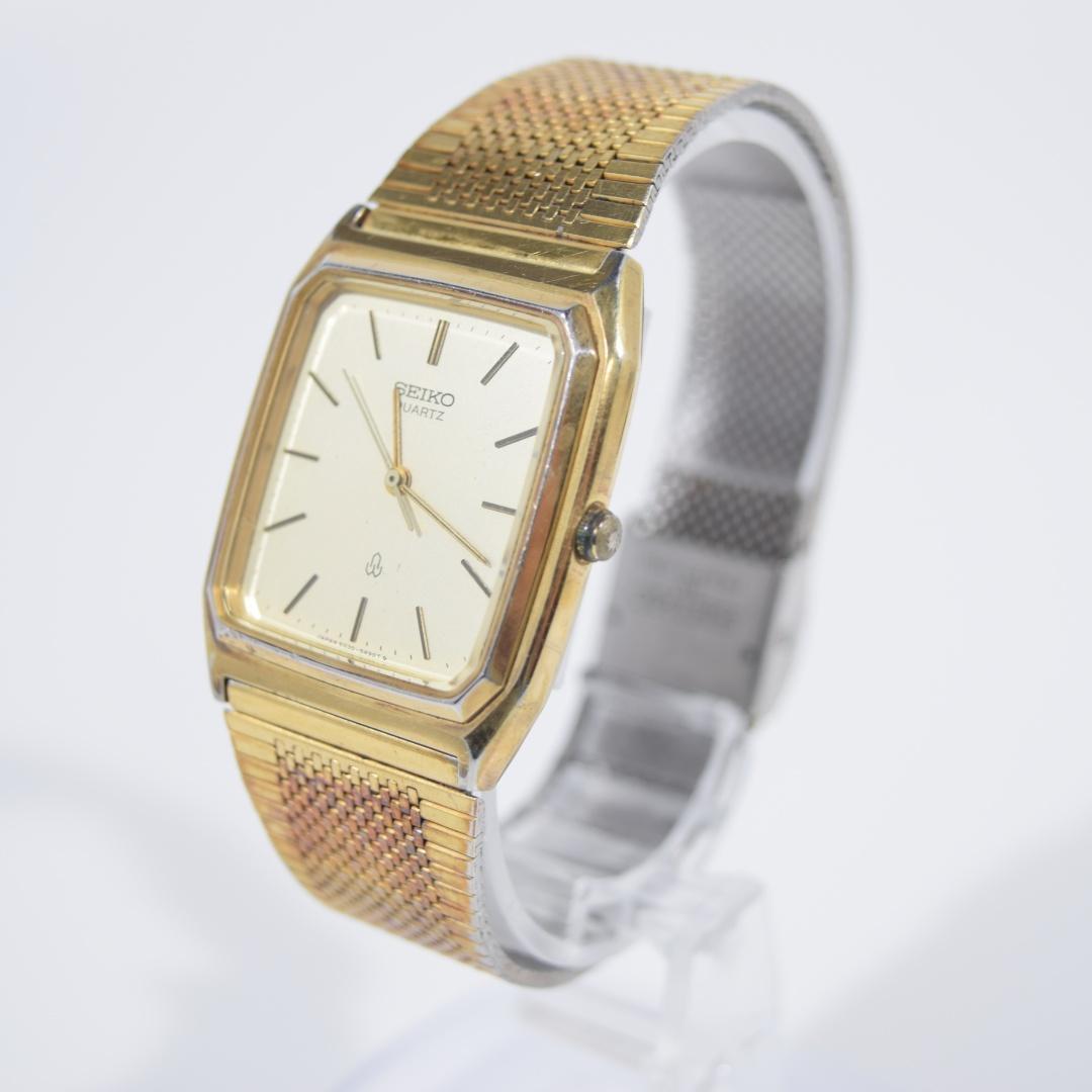 Vintage Seiko Men's Wristwatch by Seiko 6030-5430 new battery