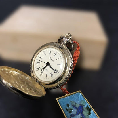 Lotus Pocket Watch Gold Decorative Design Retro