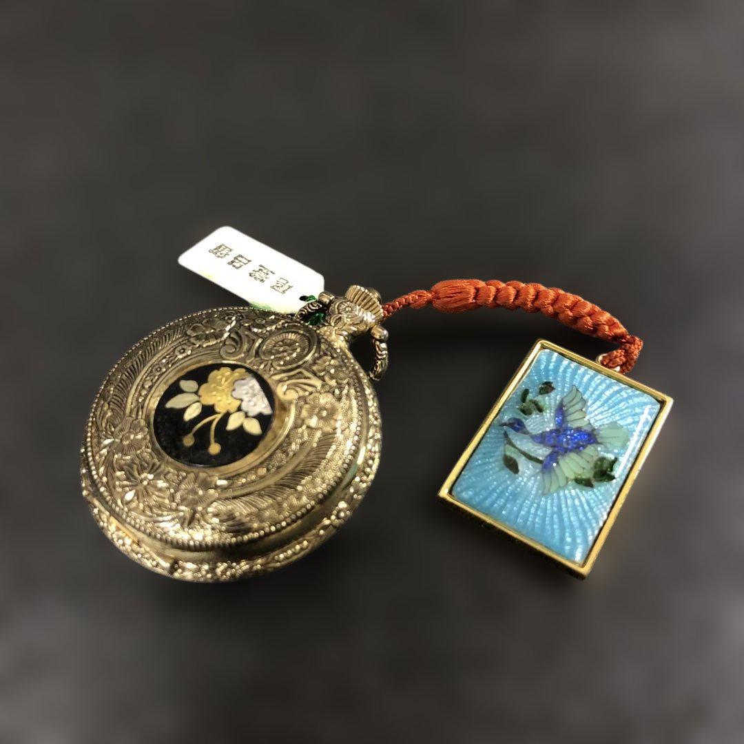 Lotus Pocket Watch Gold Decorative Design Retro