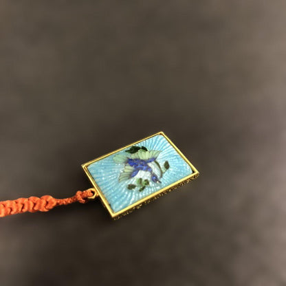 Lotus Pocket Watch Gold Decorative Design Retro