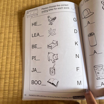 PHONICS & SPELLING, Book 2 Peter rabbit