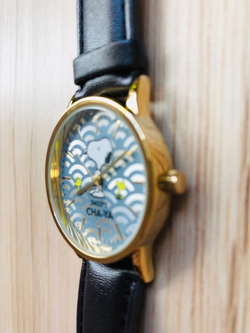 Time Sale: Extremely Nice Snuppy CHA-YA Wristwatch