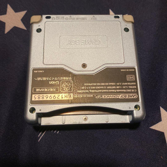 Nintendo Game Boy Advance SP