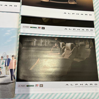 Toyota ALPHARD & NOAH Catalog Set New Unused