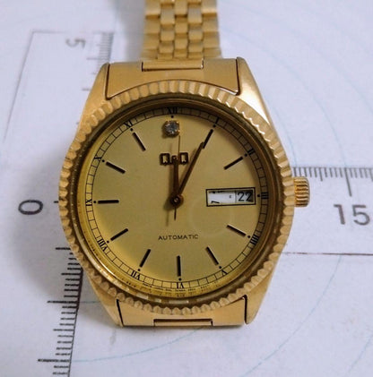 Vintage Operating Product Q&amp;Q Automatic Winding Watch Gold