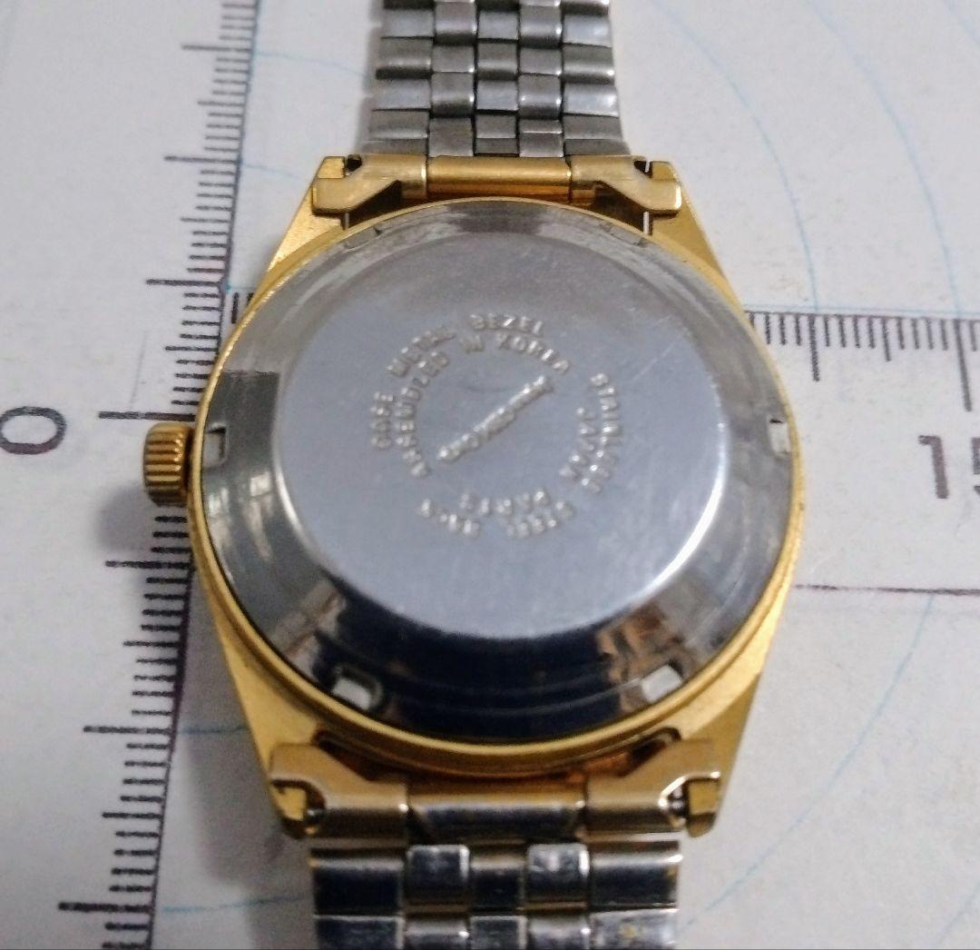 Vintage Operating Product Q&amp;Q Automatic Winding Watch Gold