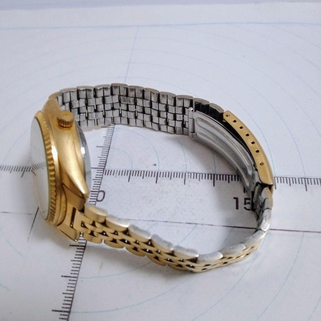 Vintage Operating Product Q&amp;Q Automatic Winding Watch Gold