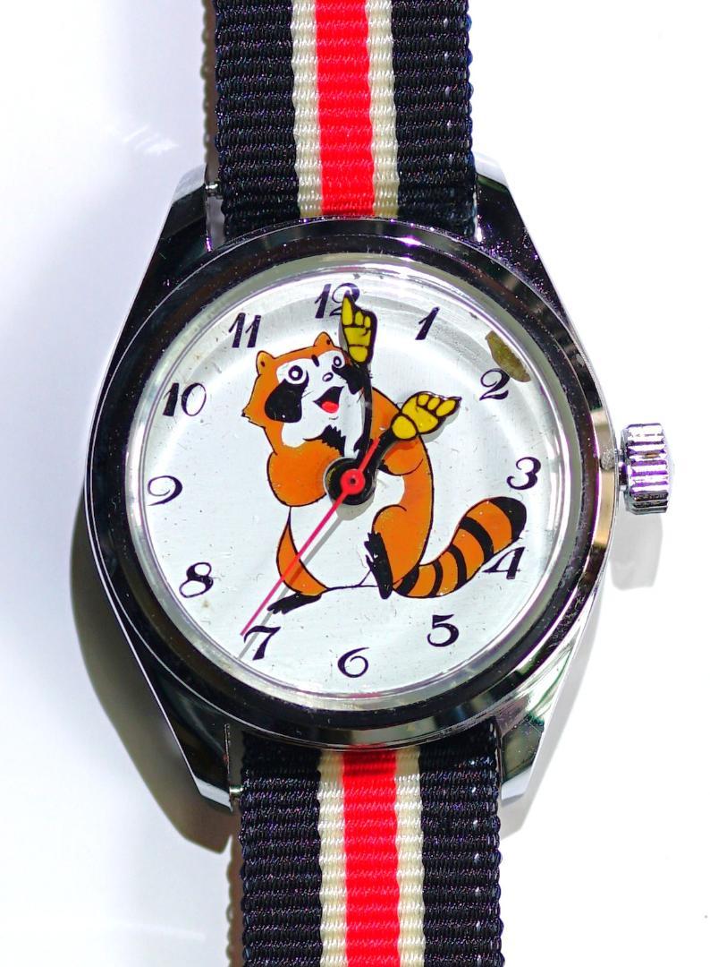 No.9 Armadillo Wound Watch with Navy Band