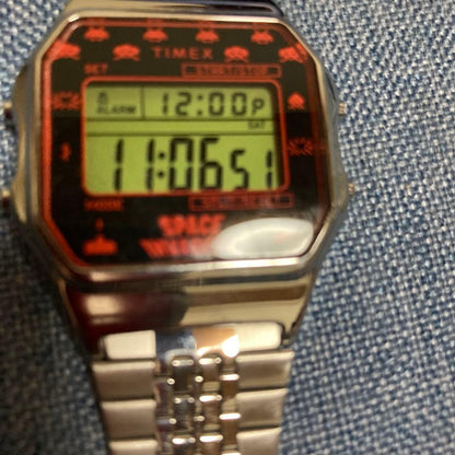 TIMEX SPACE INVADERS Digital Watch