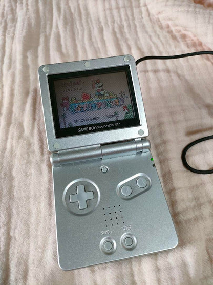 [Soft Included] Game Boy Advance SP Platinum Silver