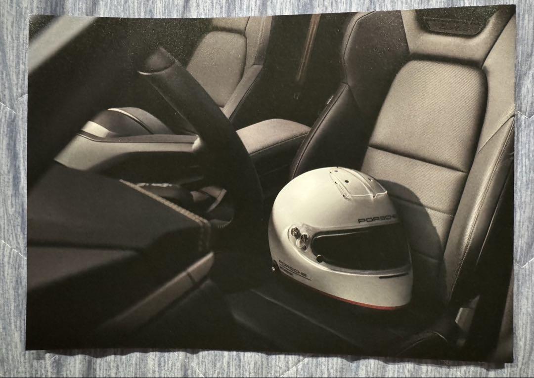 Porsche New Macan Catalog