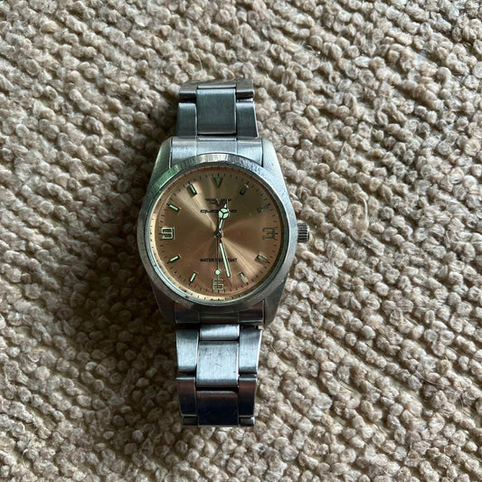 Beautiful Condition Quattro Silver Brown Watch