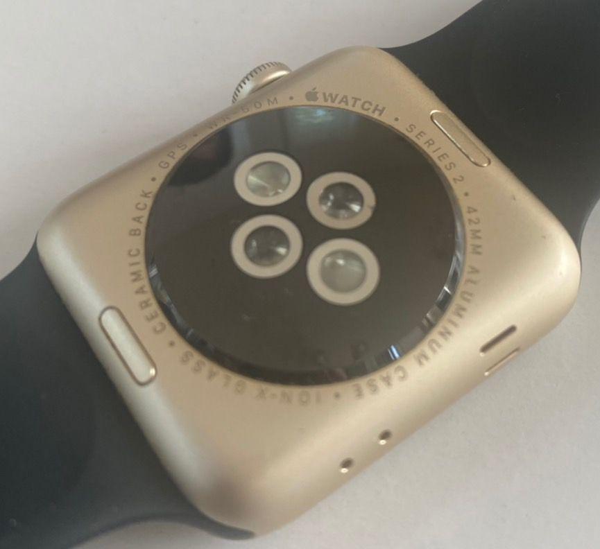 Affordable Price Reduction Consultation Received Apple Watch Body & Charger Beautiful Condition