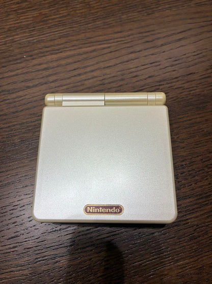 GAME BOY ADVANCE SP with 6 Games