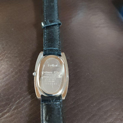 Last Price Down Hana-Chiri Oval-Shaped Winding Watch