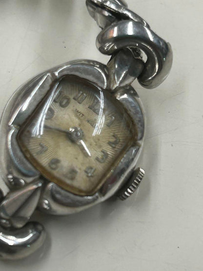 Silver Winding Watch Curved Design