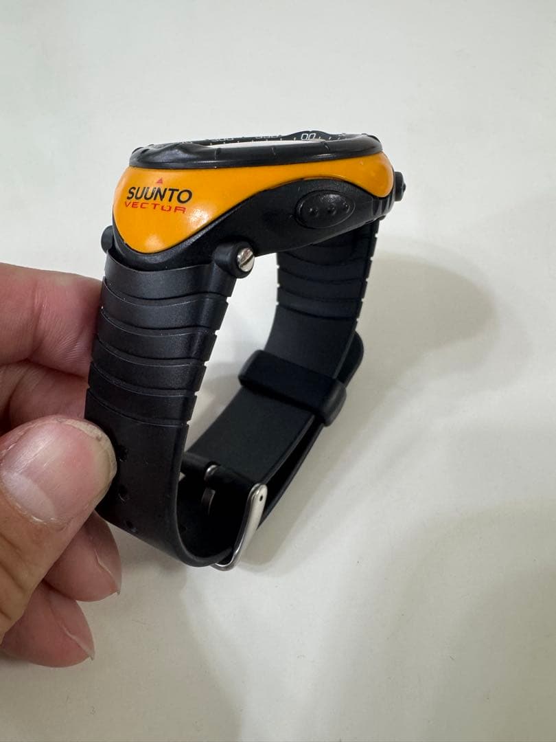 Suunto Vector Digital Watch (Orange/Black)