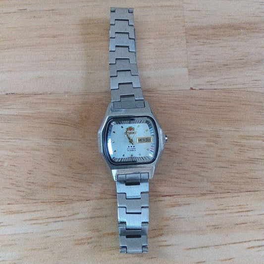 Orient Analog Quartz Watch Silver