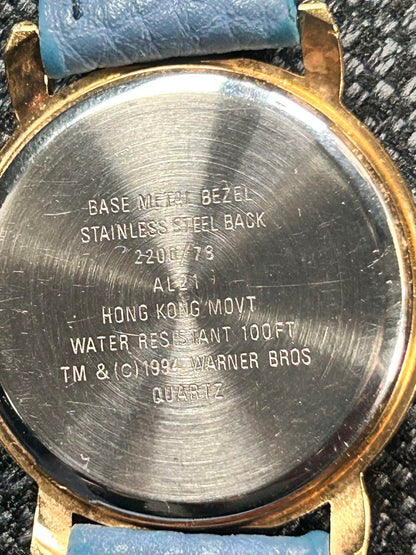 Backs Bunny Armitron Quartz Working Item