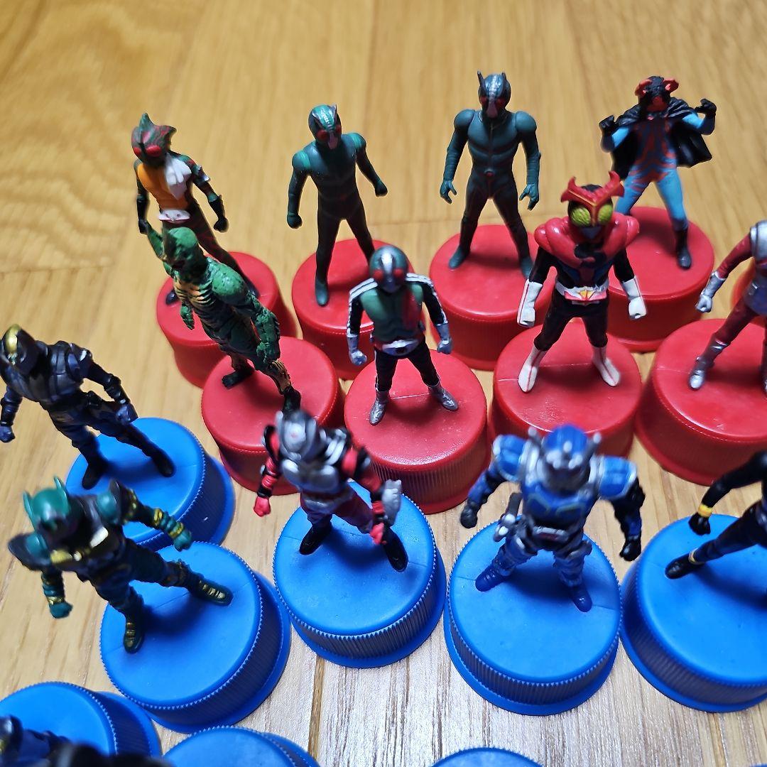 Masked Rider Bottle Cap Set of 39