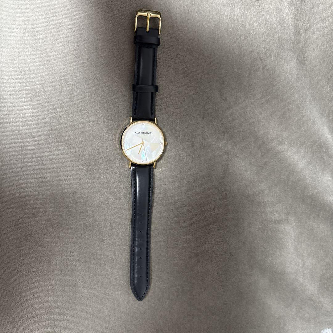 ALLY DENOVO Wristwatch