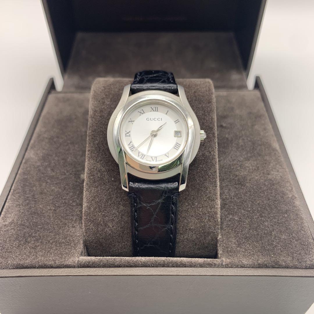 Operating Product GUCCI Quartz Watch Silver