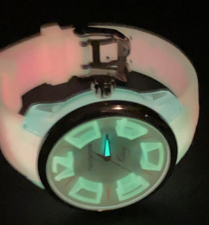 Tendence Fantasy Pink Watch Available for Immediate Use.