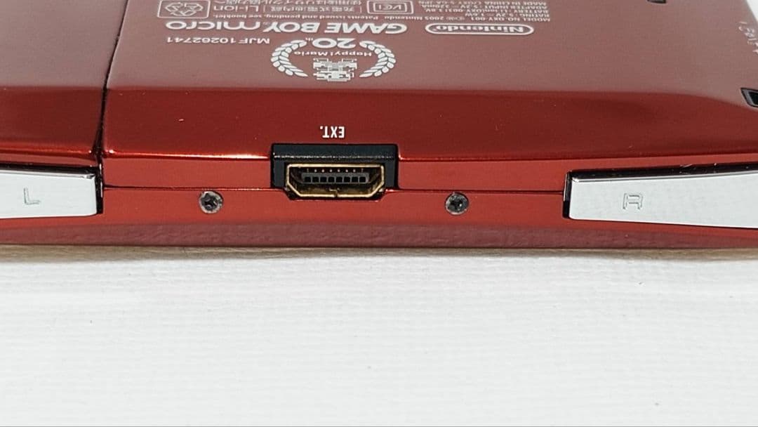 Game Boy Micro Famicom Color