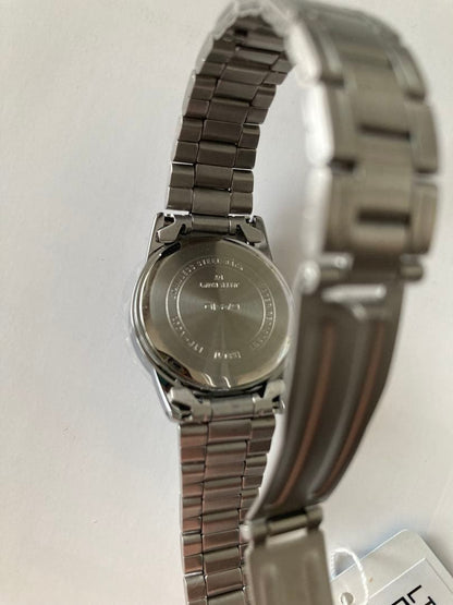 New Unworn CASIO LTP-V001D-1BUDF Watch