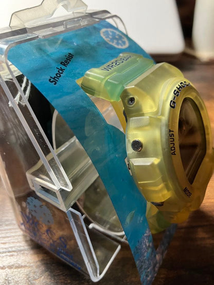 New Unworn CASIO G-SHOCK WCCS Manta Fox Fire