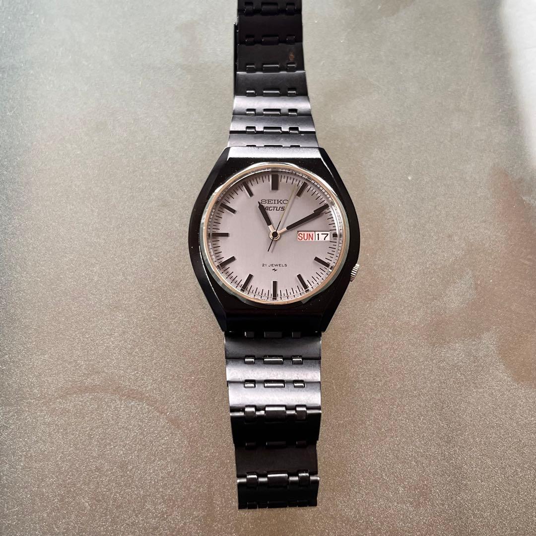 Seiko Actus 7019-8120 21 Jewels Black Case Automatic