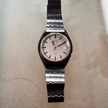 Seiko Actus 7019-8120 21 Jewels Black Case Automatic