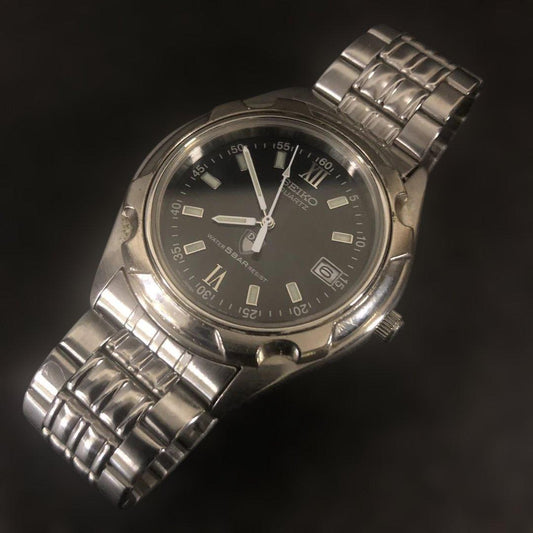 SEIKO Quartz Watch V742-7A40