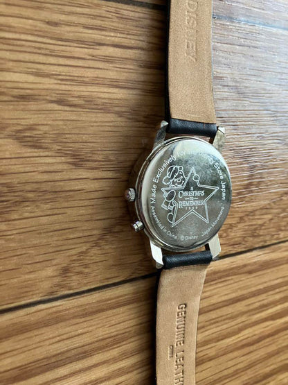 Pooh's Christmas 1999 Clock