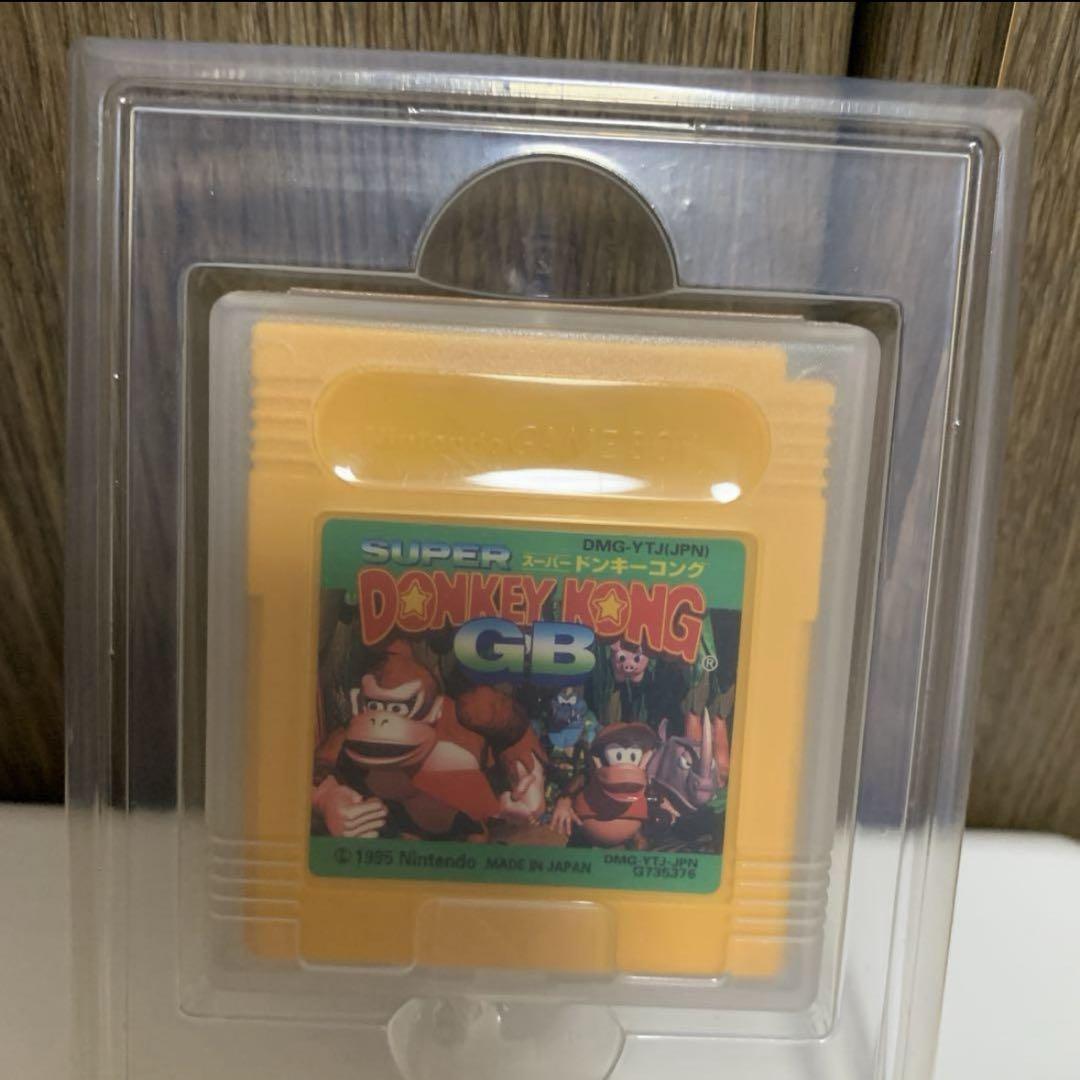 Super Donkey Kong GB Software