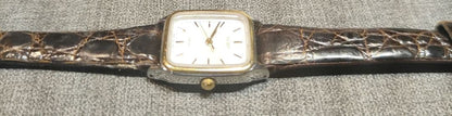 Beautiful Condition Working Condition SEIKO Spirit Ladies Watch Water Resistant Quartz
