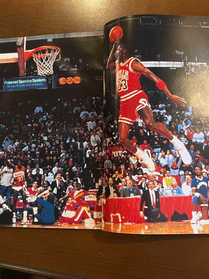 Out-of-Print MICHAEL JORDAN STORY HOOP Special Issue